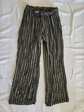New Directions Olive Green Wide-Leg Pants